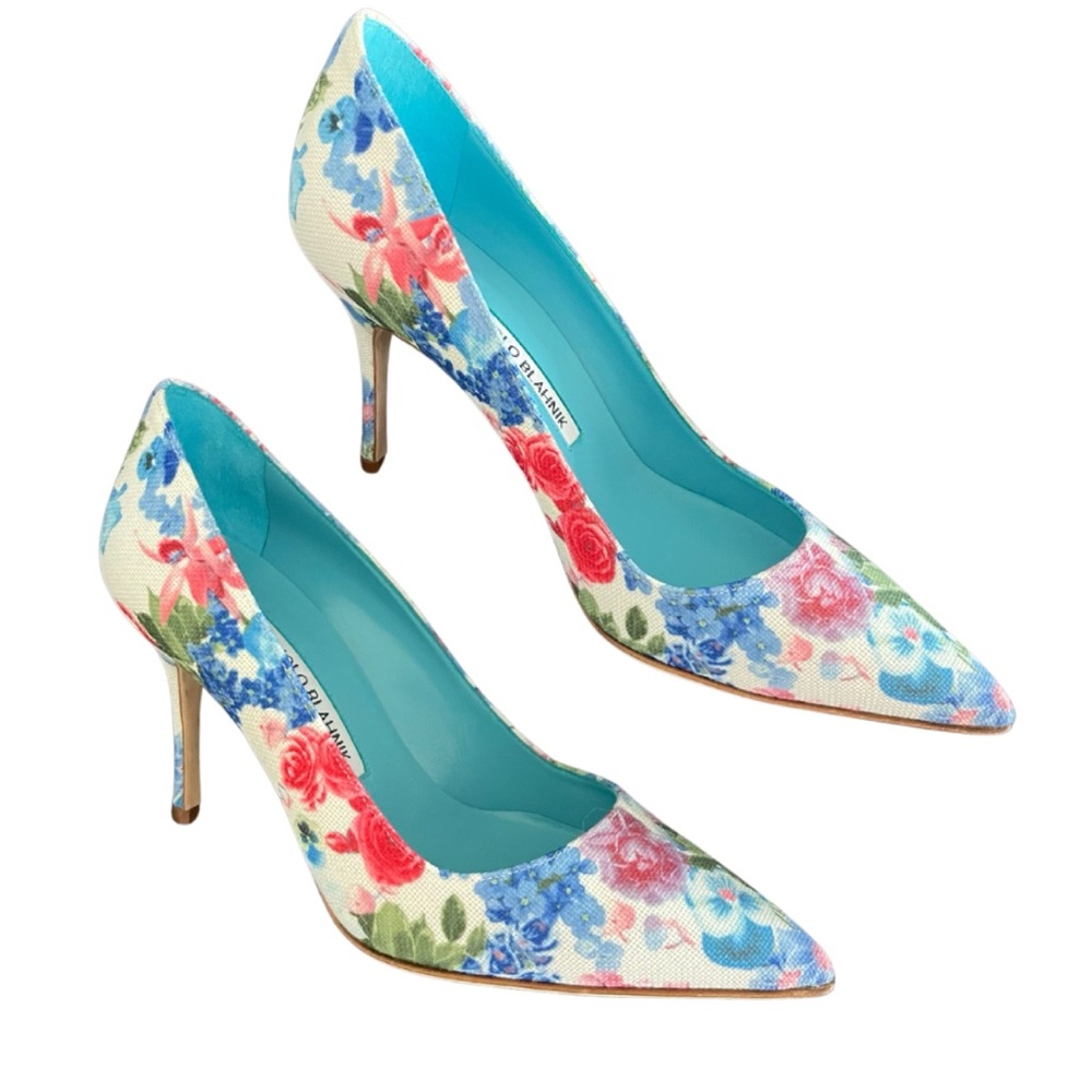 NEW Manolo Blanik Floral Print Pointed Toe Heels 37